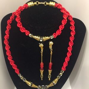 Red macrame set